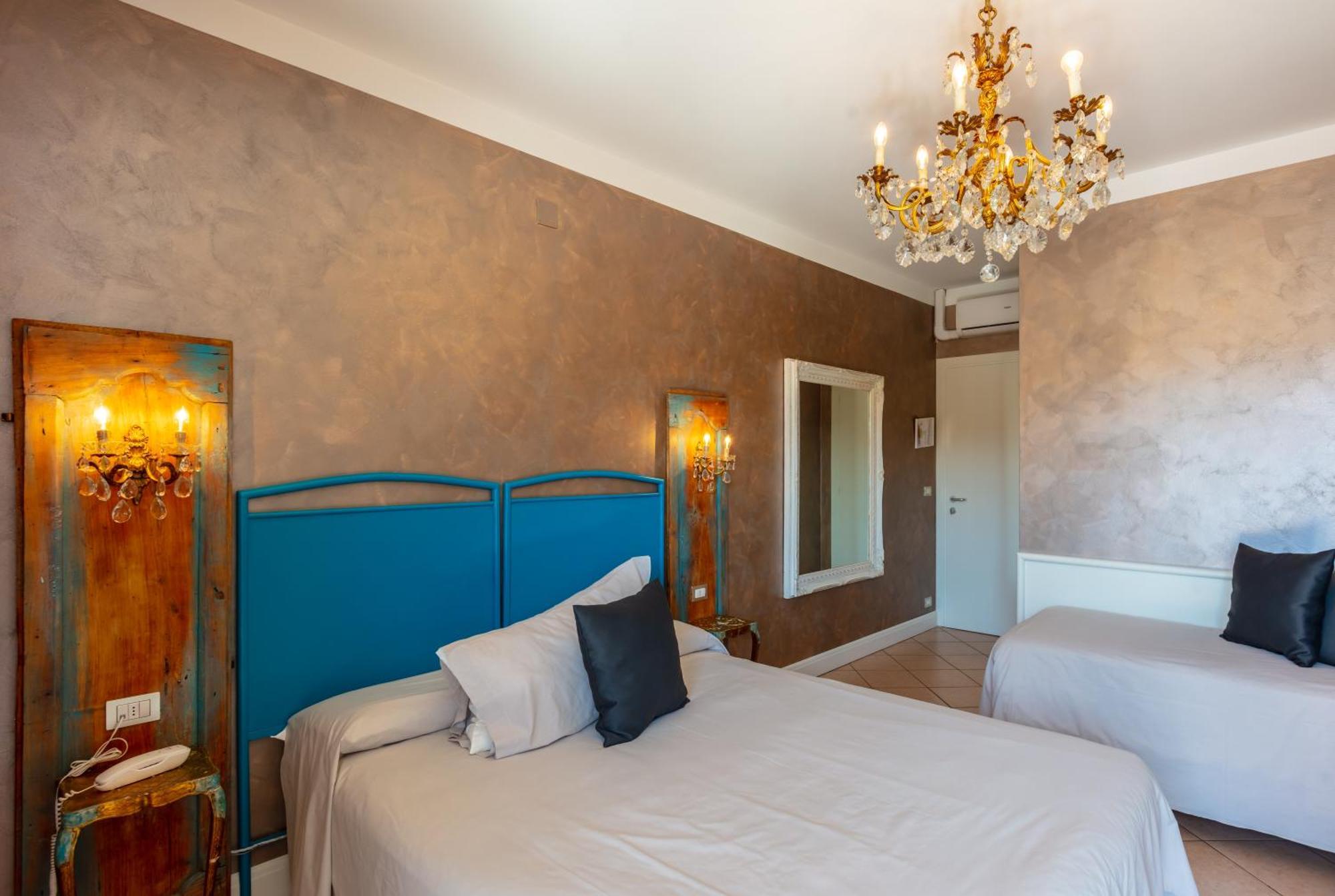Hotel Maximilian Bardolino Cameră foto