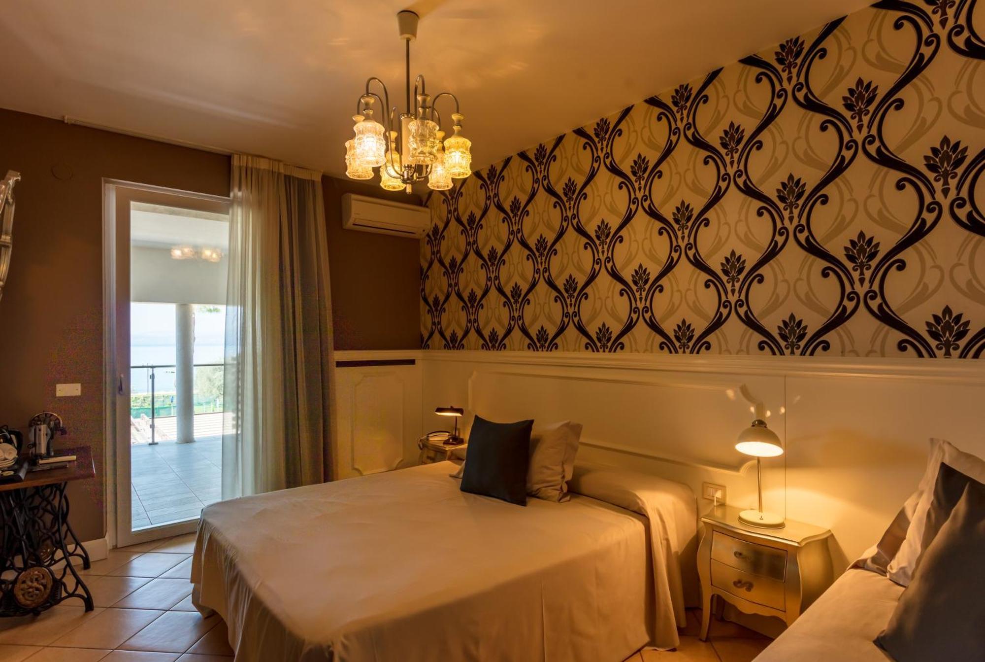 Hotel Maximilian Bardolino Cameră foto