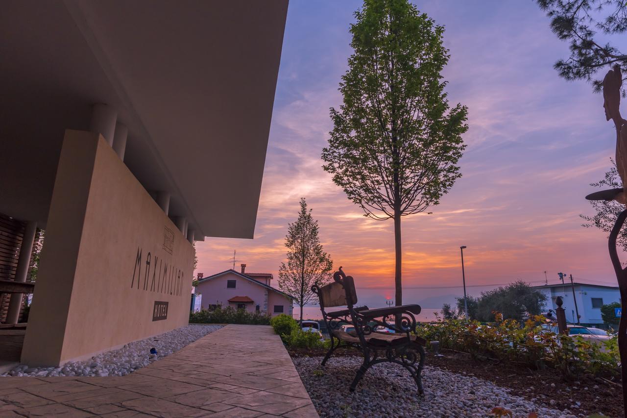 Hotel Maximilian Bardolino Exterior foto