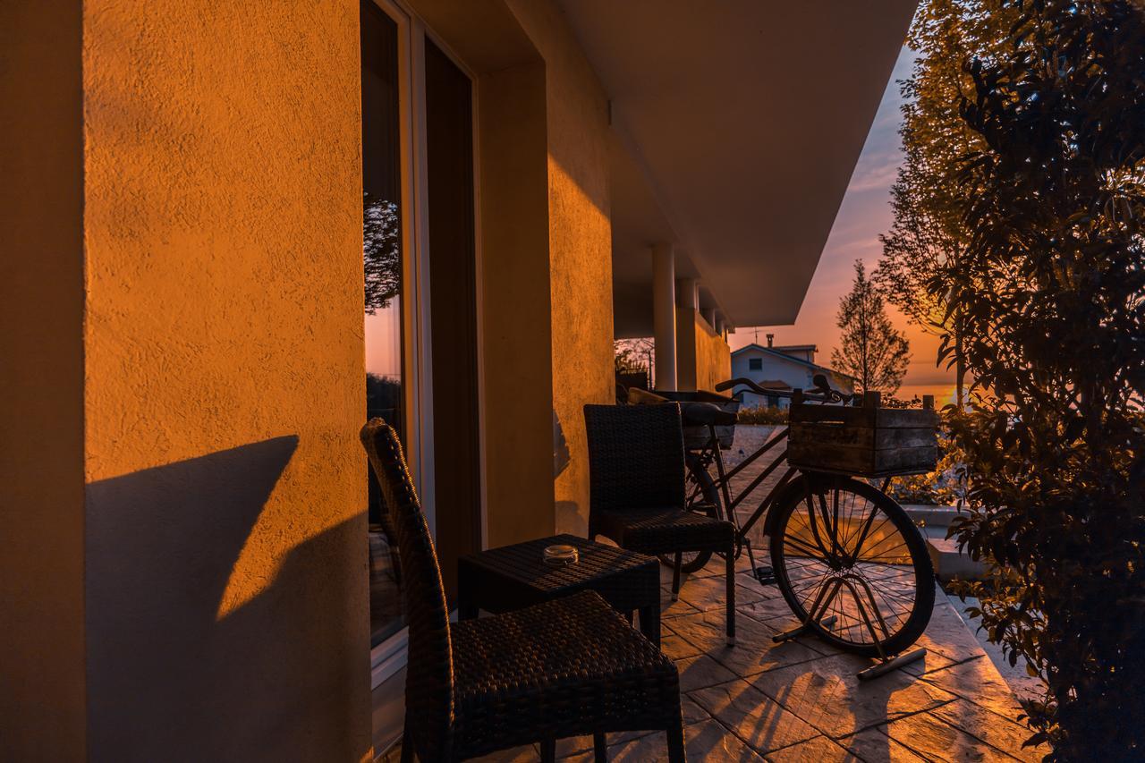 Hotel Maximilian Bardolino Exterior foto